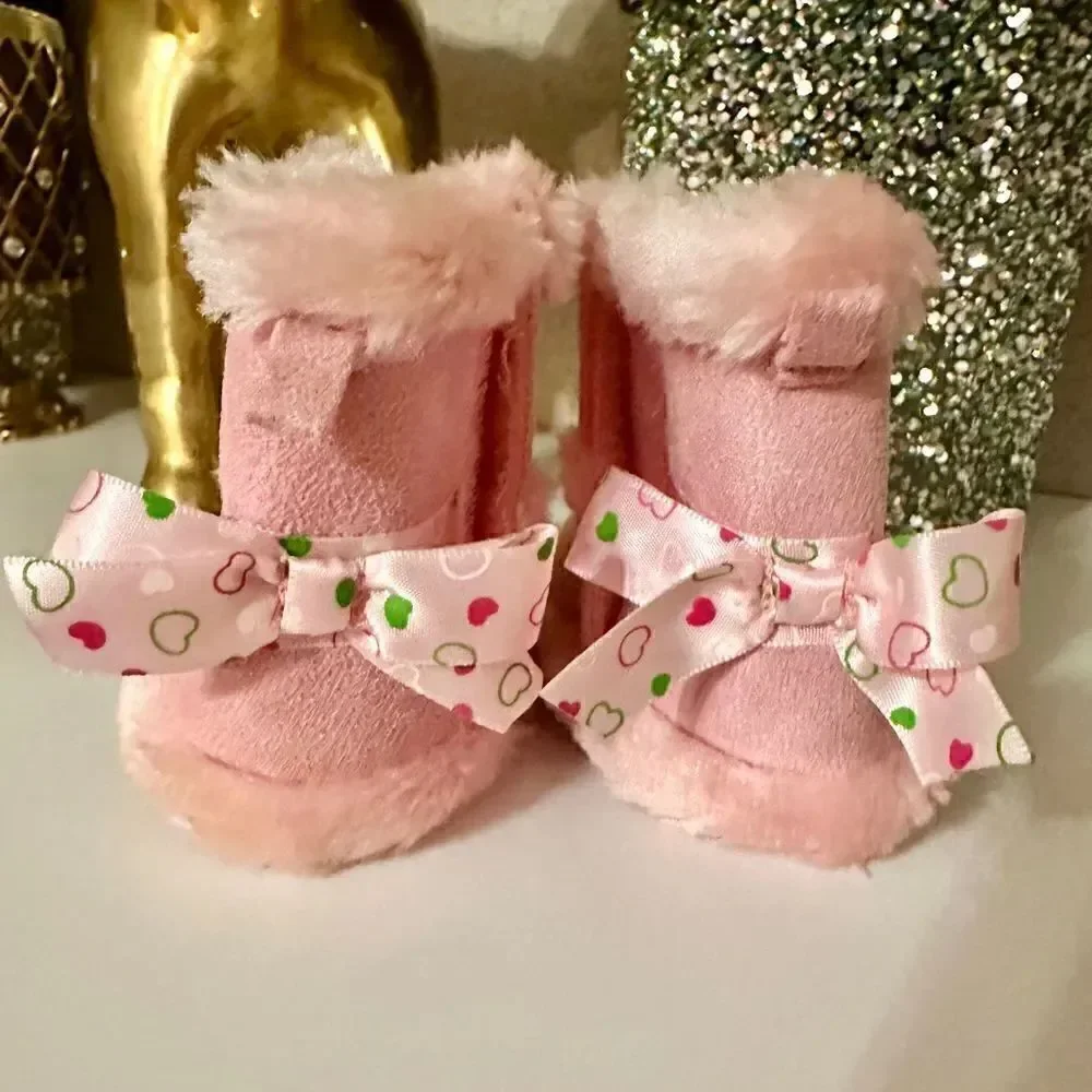 NEW pink fur boots for CUTE GIRLS SIZE 4-6 months